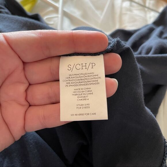 CABI Soft Stretch 5190 Tempt V-Neck Charcoal Tee Top Shirt Small - Picture 3 of 3